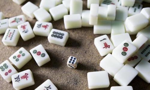 Mahjong spelets historia.  Spelreglerna 